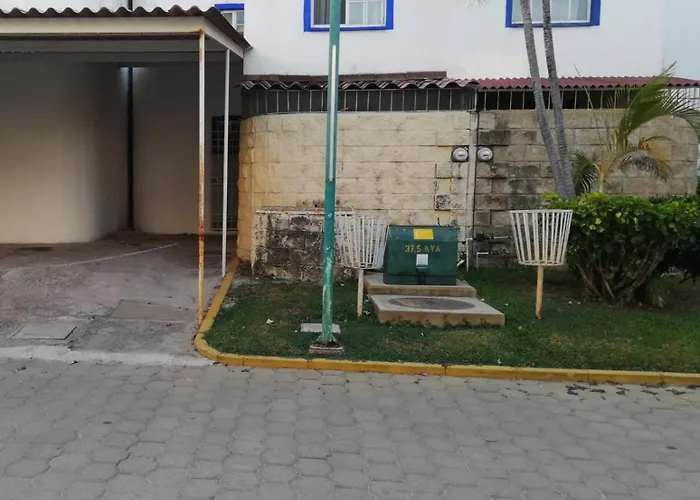 Escape Acapulco