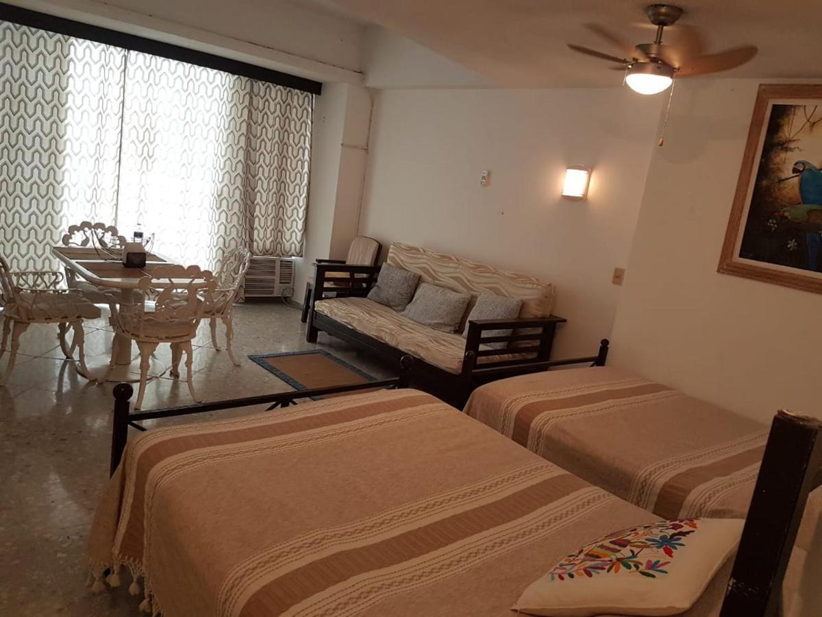 Aparthotel Las Torres Gemelas - Torres Gemelas Apartamento 810 *