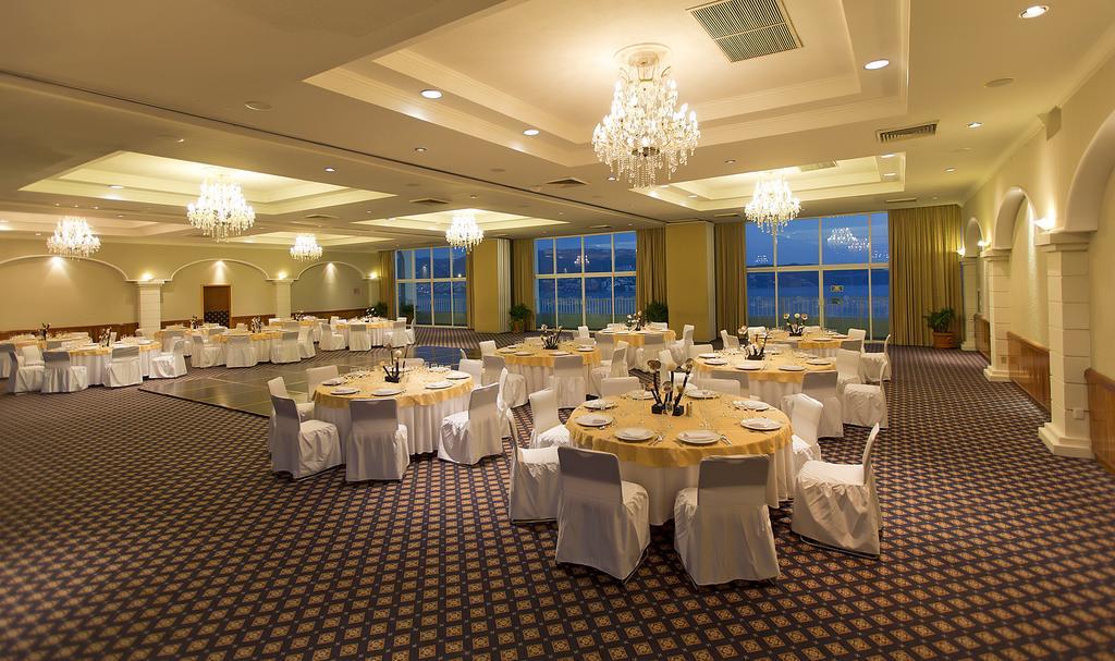 Krystal Beach Hotel 3*