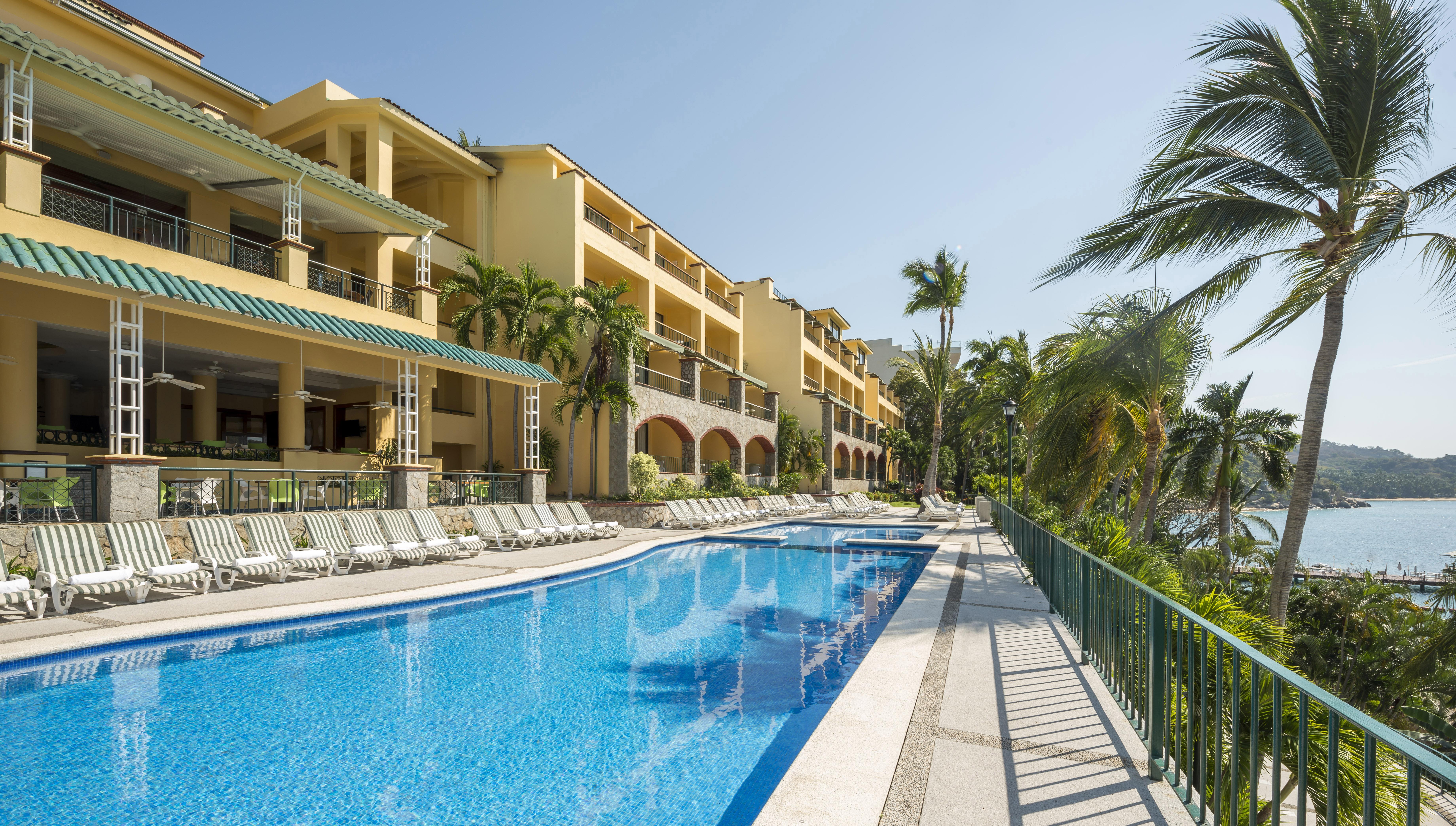 Hotel Camino Real Diamante