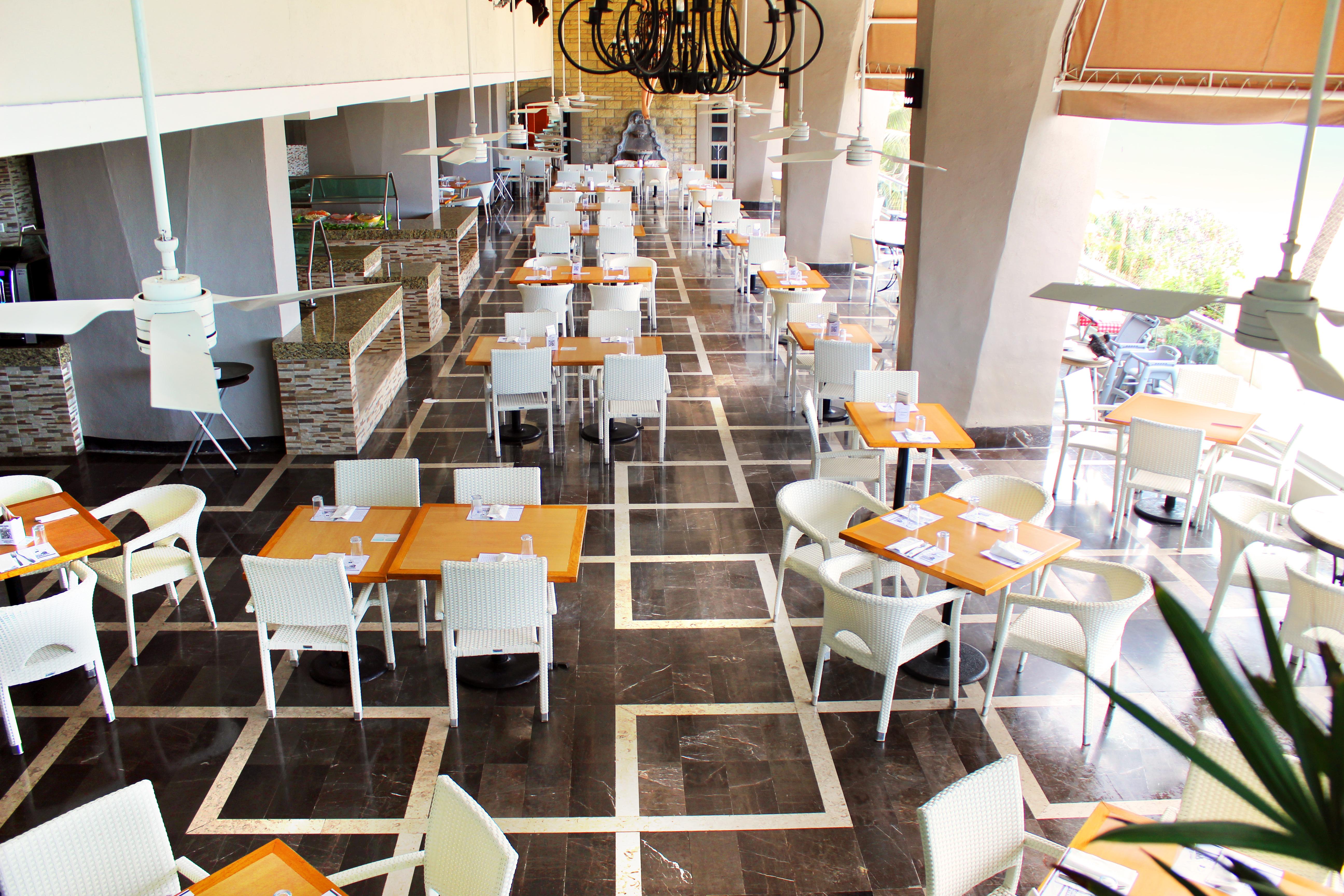 Krystal Beach Hotel 3*