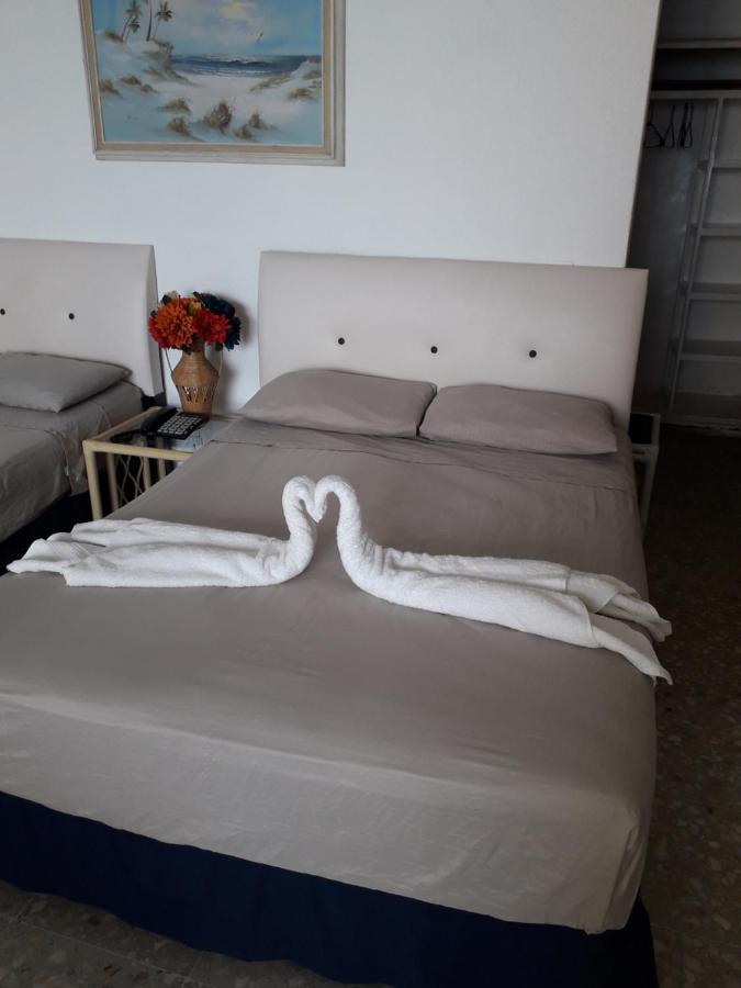 Las Torres Gemelas Apartment Acapulco