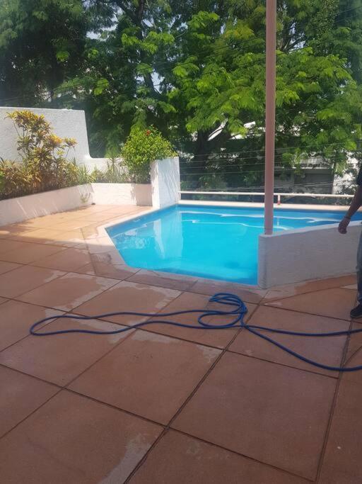 Departamento En Zona Dorada De