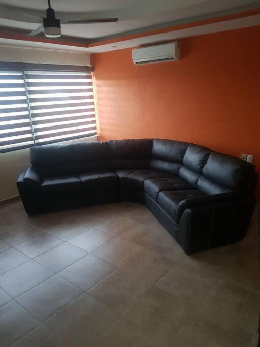 Departamento En Zona Dorada De Apartamento *