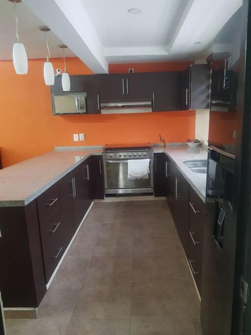 Departamento En Zona Dorada De *