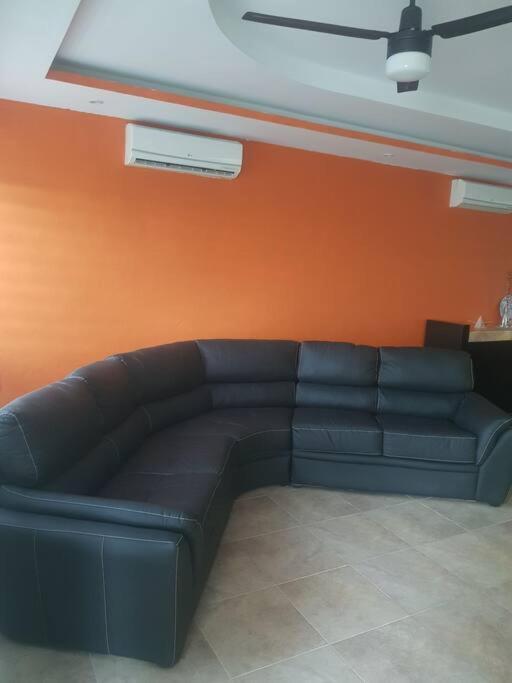 Departamento En Zona Dorada De Apartamento *