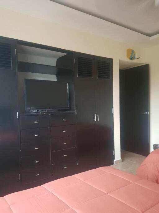 Departamento En Zona Dorada De *