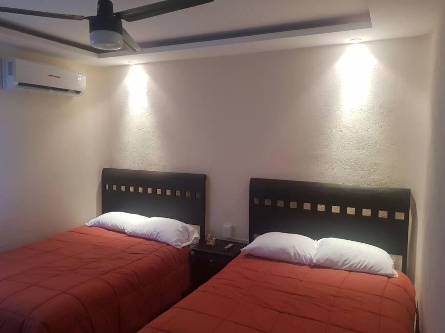 Departamento En Zona Dorada De *