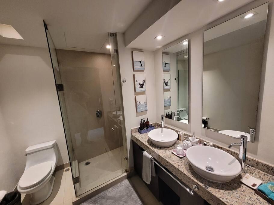 Disfruta A Lo Grande En La Isla Residences Apartment