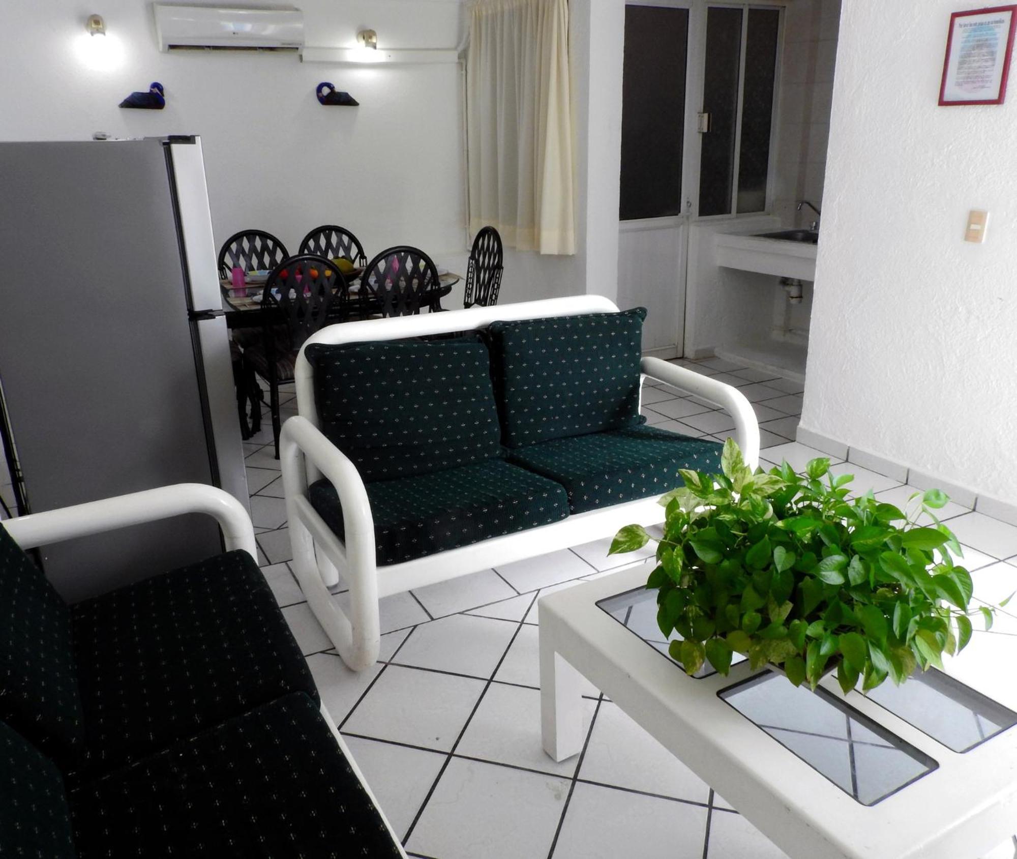 Balcones De Costa Azul