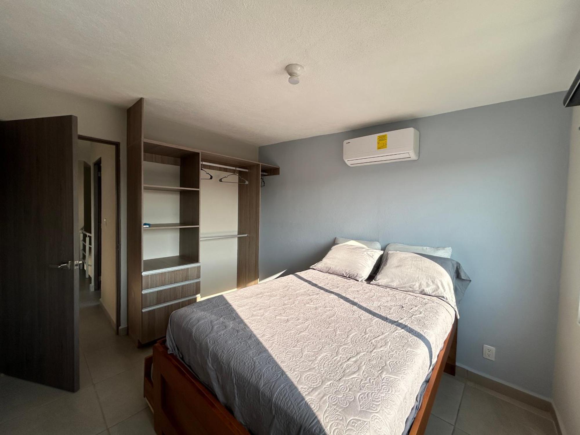 New Modern Diamante House Getaway With Pool View And Club Holiday home