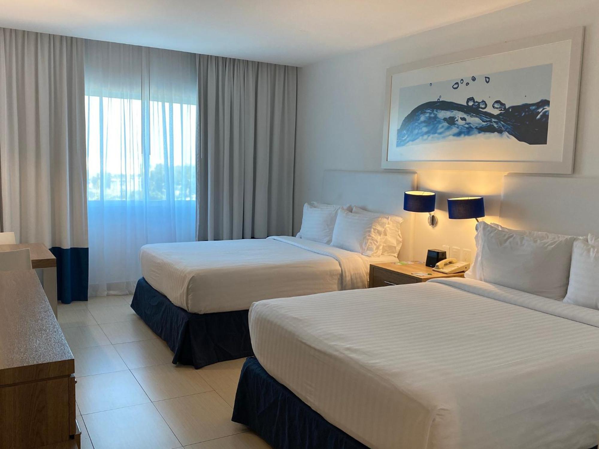 Holiday La Isla By Ihg