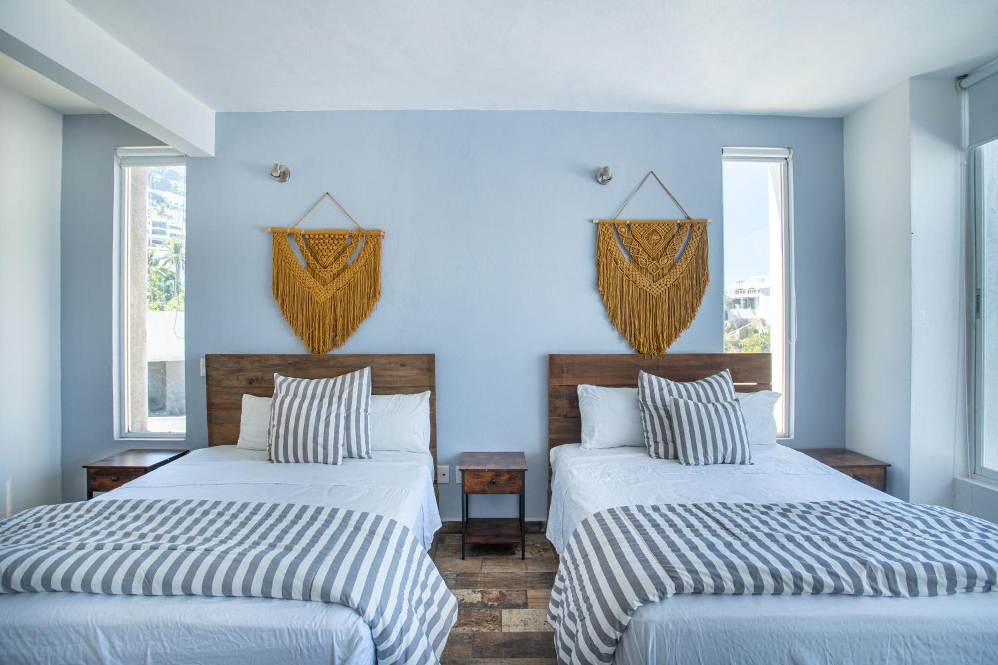 Luxo Casa En Zona Brisas Guitarron Con Vistas Espectaculares Y 2 Albercas Acapulco