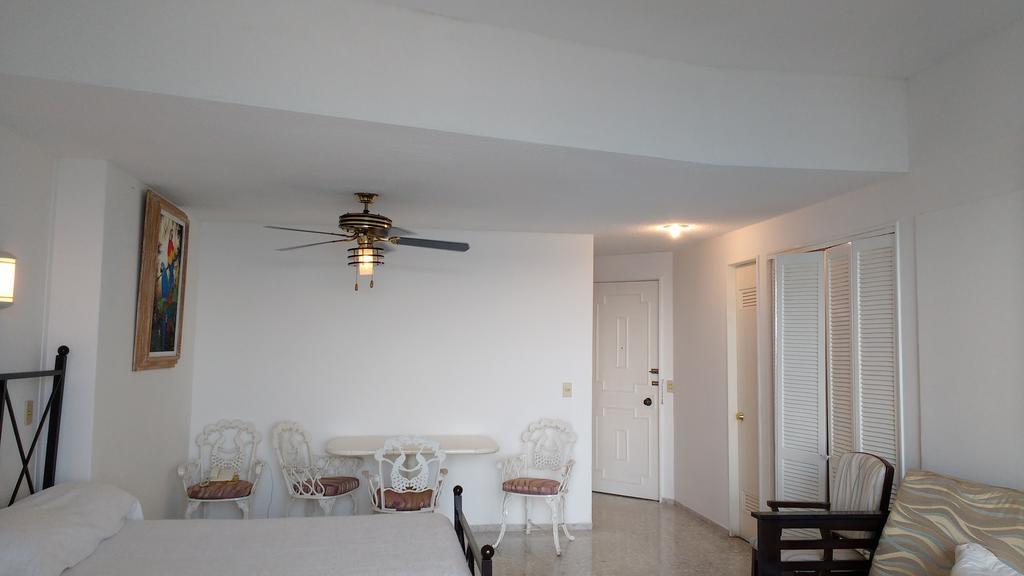 Aparthotel Las Torres Gemelas - Torres Gemelas Apartamento 810 Acapulco
