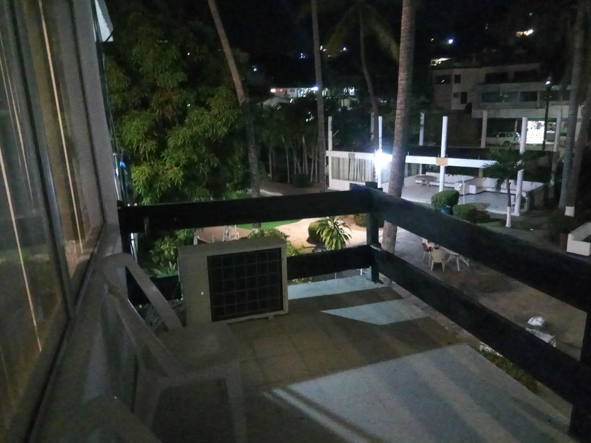 La Jolla Hotel Acapulco