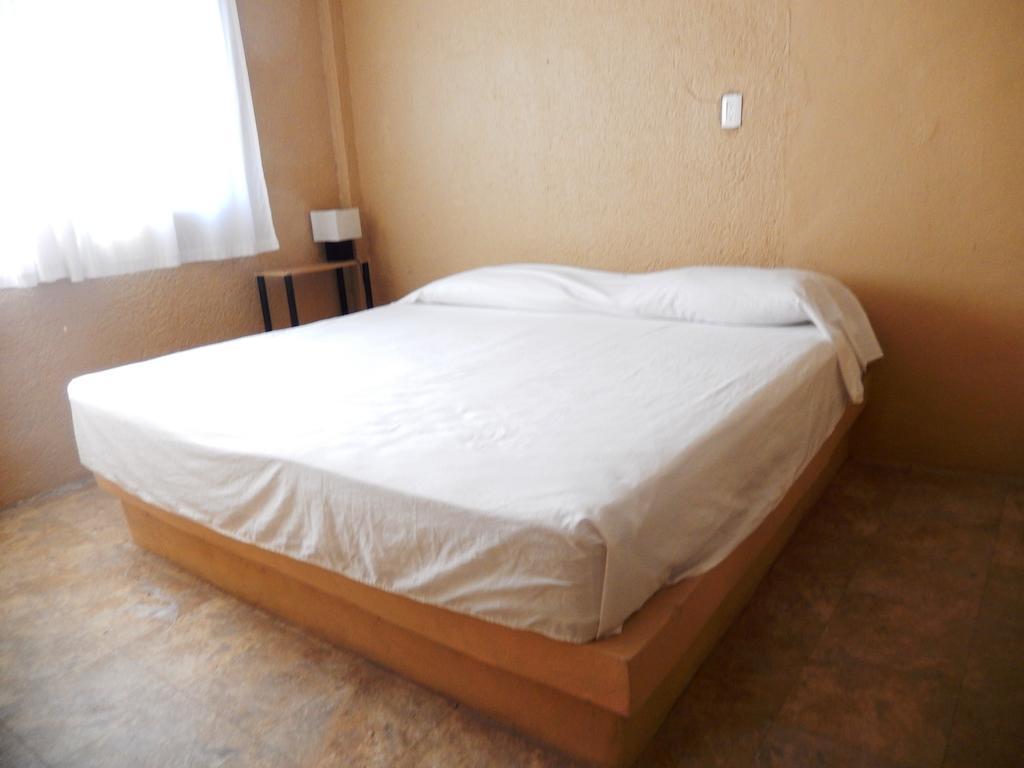 Evasion Hotel