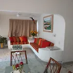 Casa La Perla