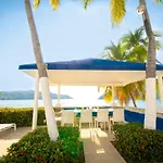 Maravillosa Casa Con 7 Habitaciones, Acceso Directo A Playa Pichilingue, Bahia De Puerto Marques, Zona Diamante Acapulco