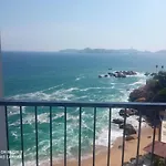 Suite Frente Al Mar En Torres Gemelas Acapulco
