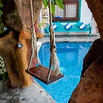 Monyoli Hotel & Boutique