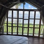 Krissmar Laguna Resort