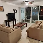 Departamento De Lujo. Seguridad 24. Playa A Pasos.