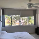 Departamento De Lujo. Seguridad 24. Playa A Pasos.
