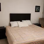 Departamento De Lujo. Seguridad 24. Playa A Pasos.