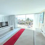 We Hotel Acapulco