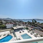 We Hotel Acapulco