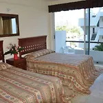 Caleta View Hotel And Bungalows
