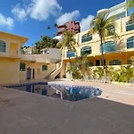 Oyo Hotel Villas Paraiso Stephany