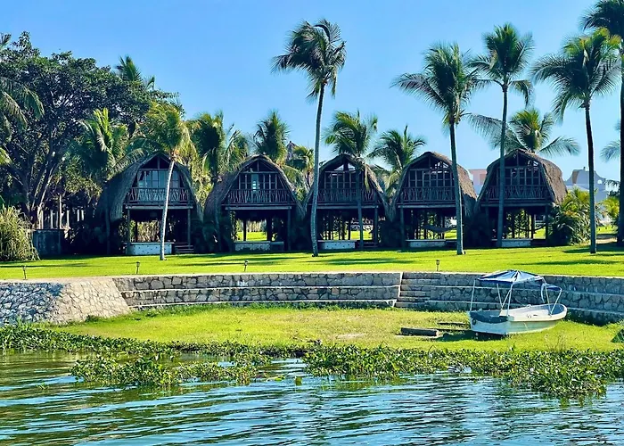 Krissmar Laguna Resort