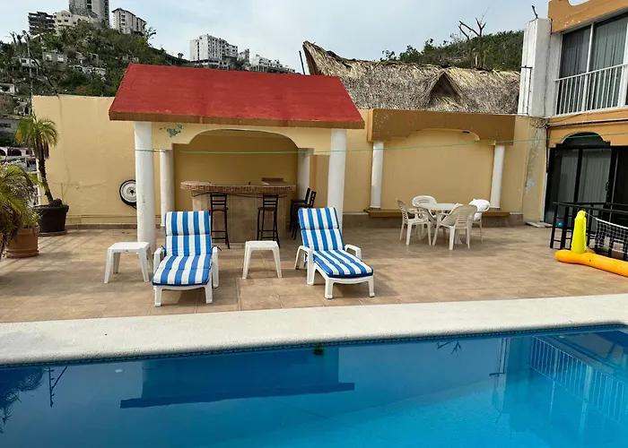 Blue Coast With Pool And Ocean View 10 To 35 P