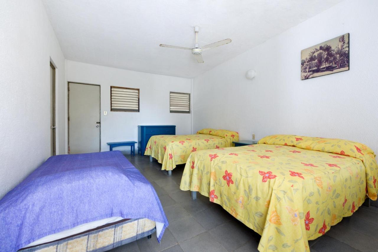 Hotel Oyo Belmar,caleta,