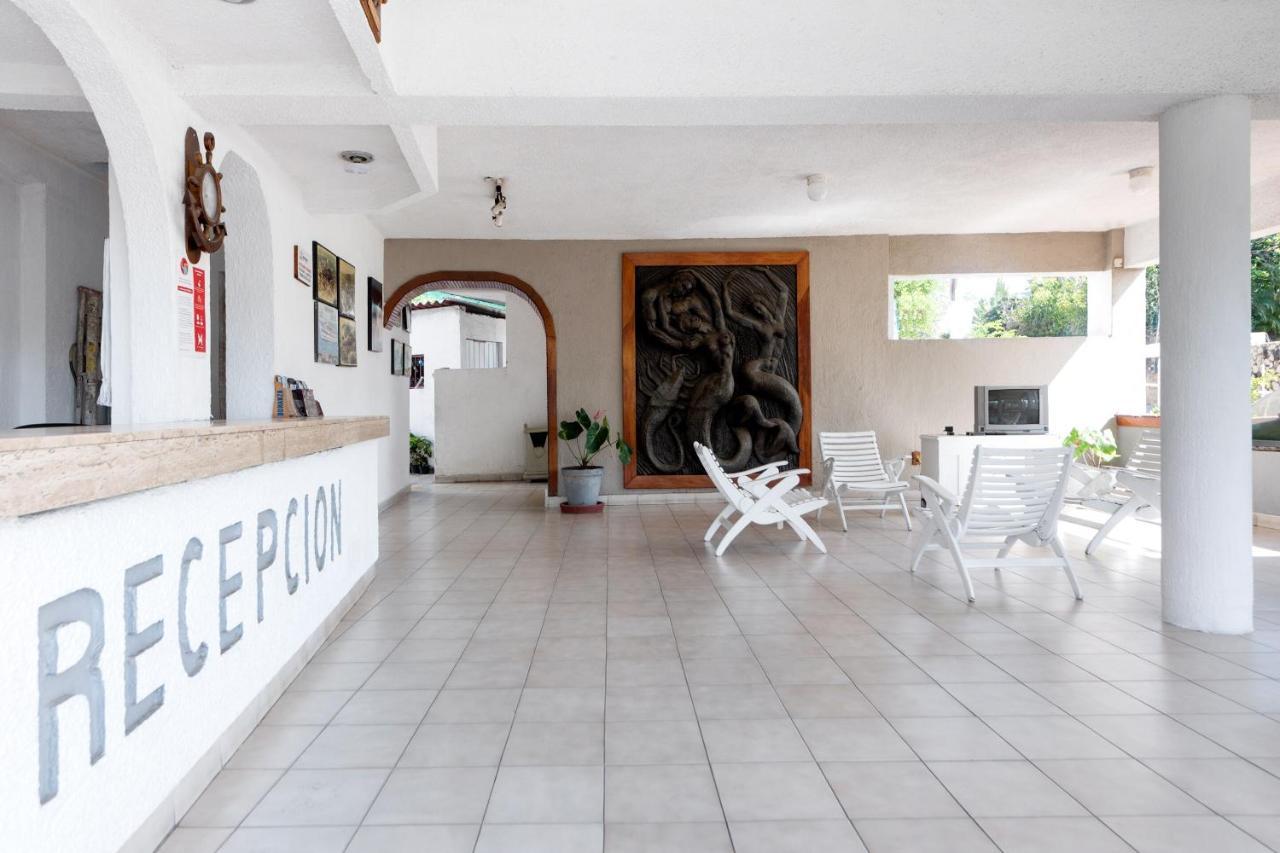 Hotel Oyo Belmar,caleta,
