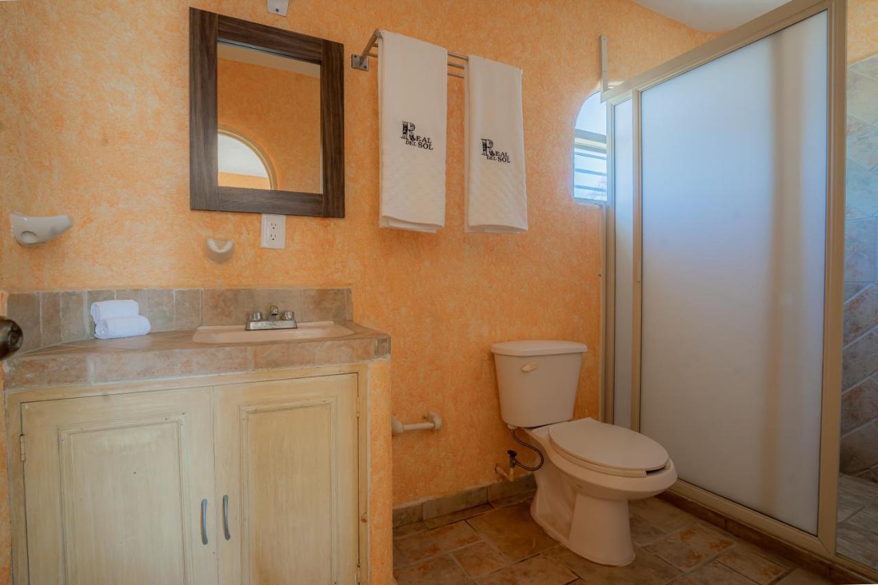 Hotel Oyo Real Del Sol 2*