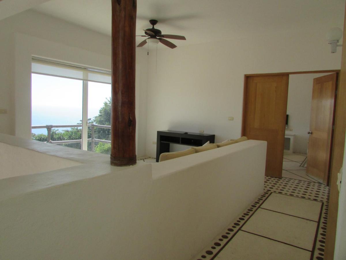 Palmeto En Brisas Marques En Con Vista De Lujo A Puerto Marques Acapulco