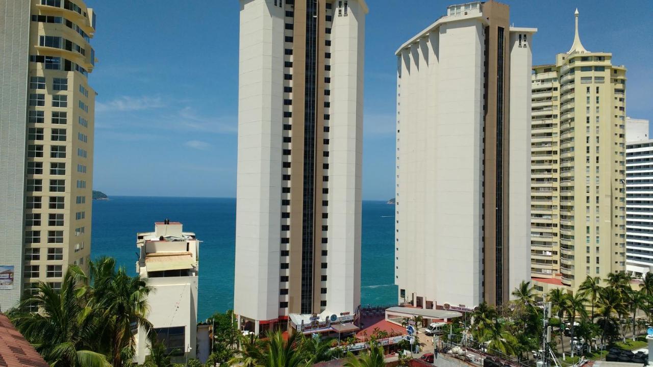 Torres Gemelas Plata 311