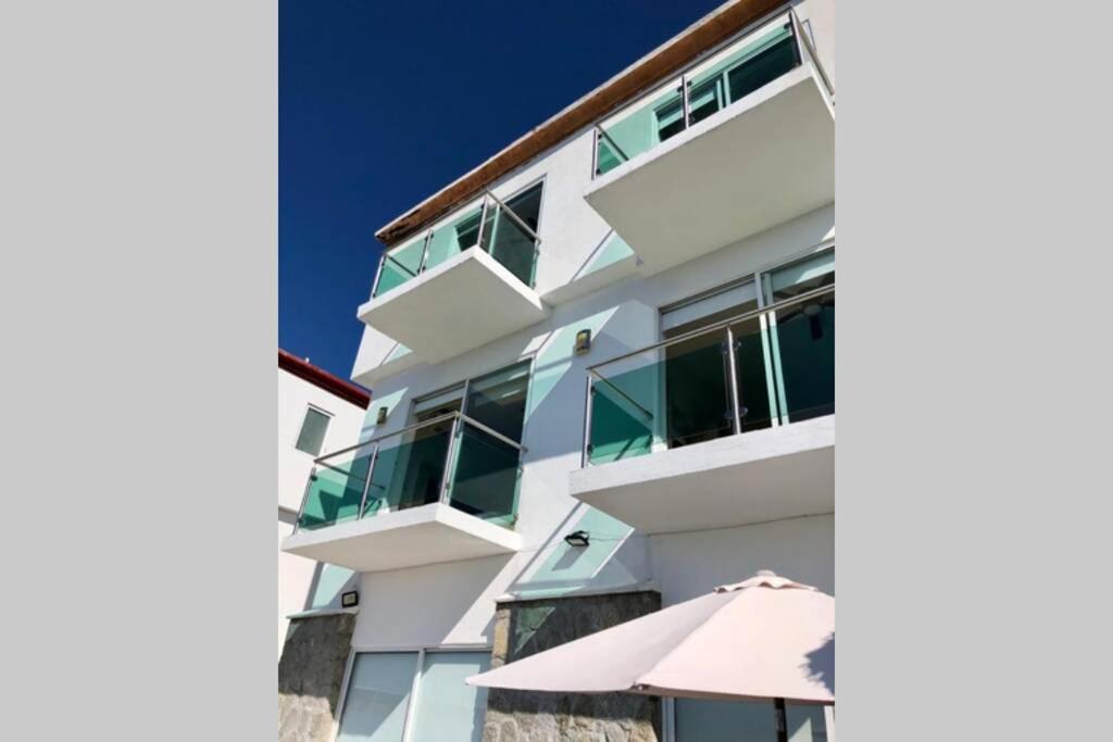 29 Palmetto Acapulco