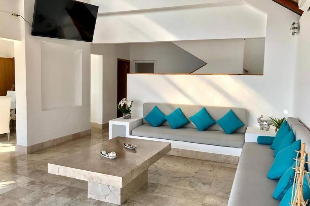 29 Palmetto Villa Acapulco
