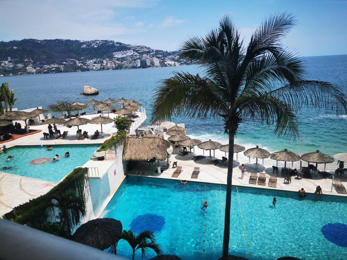 Torres Gemelas Acapulco