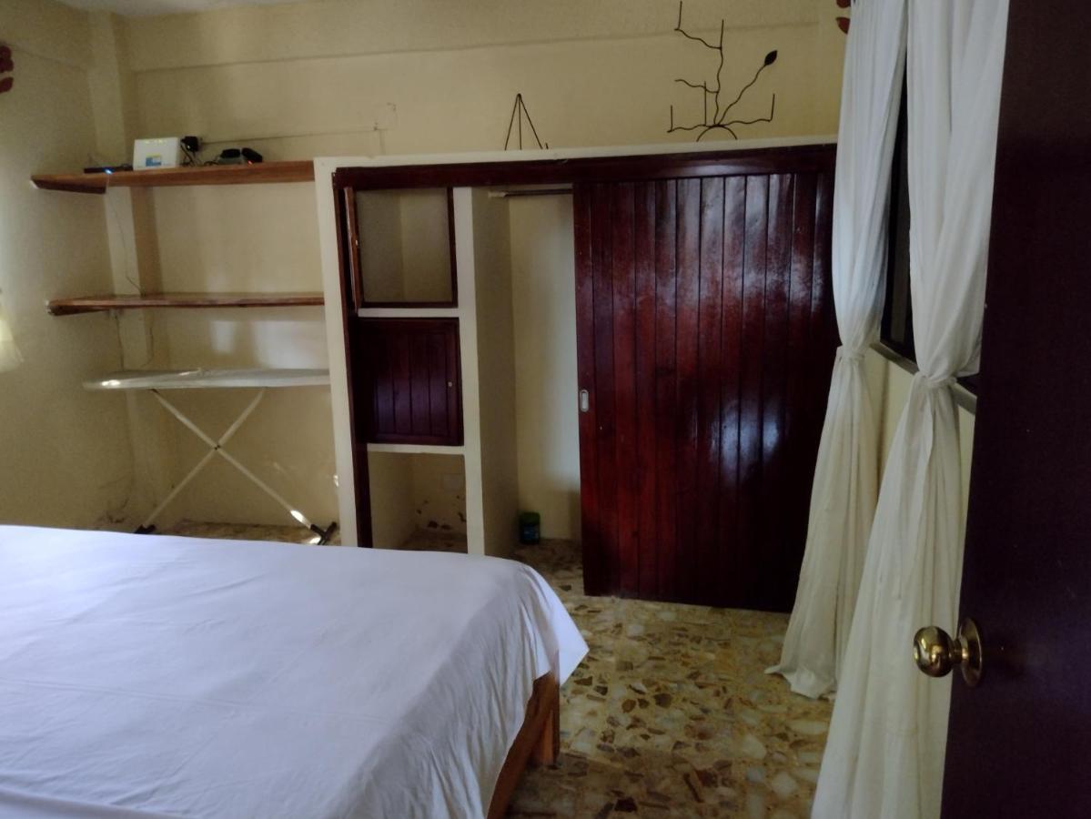 Ashly Boulevard Hotel econômico *