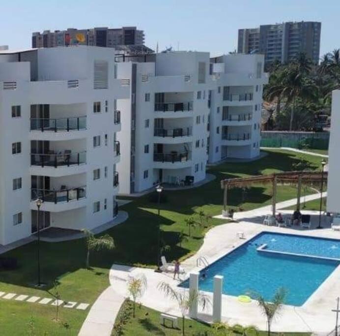Diamante Banus Residencial Acapulco