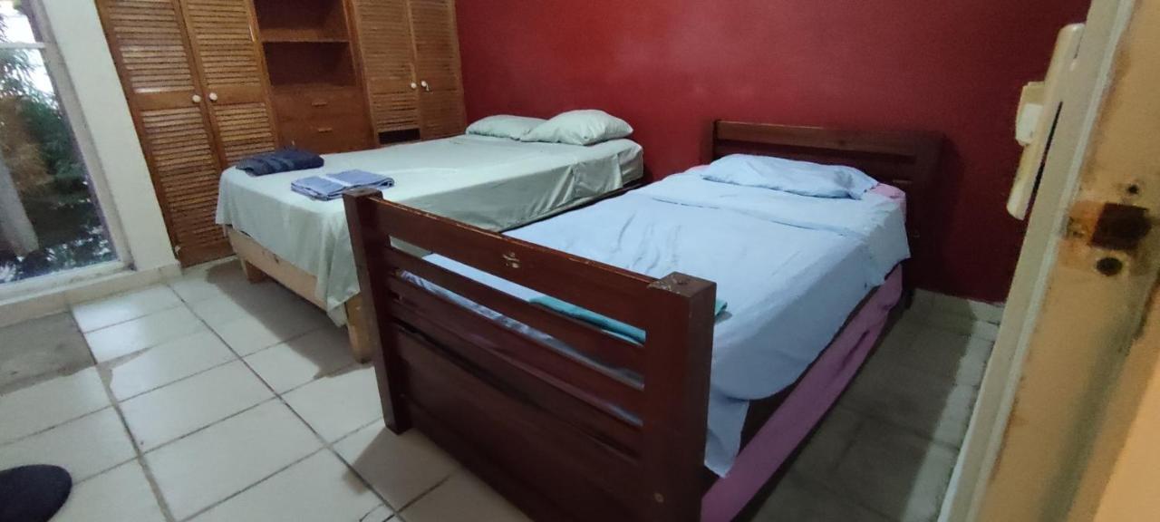 Iow4 Hn Master Homestay Acapulco