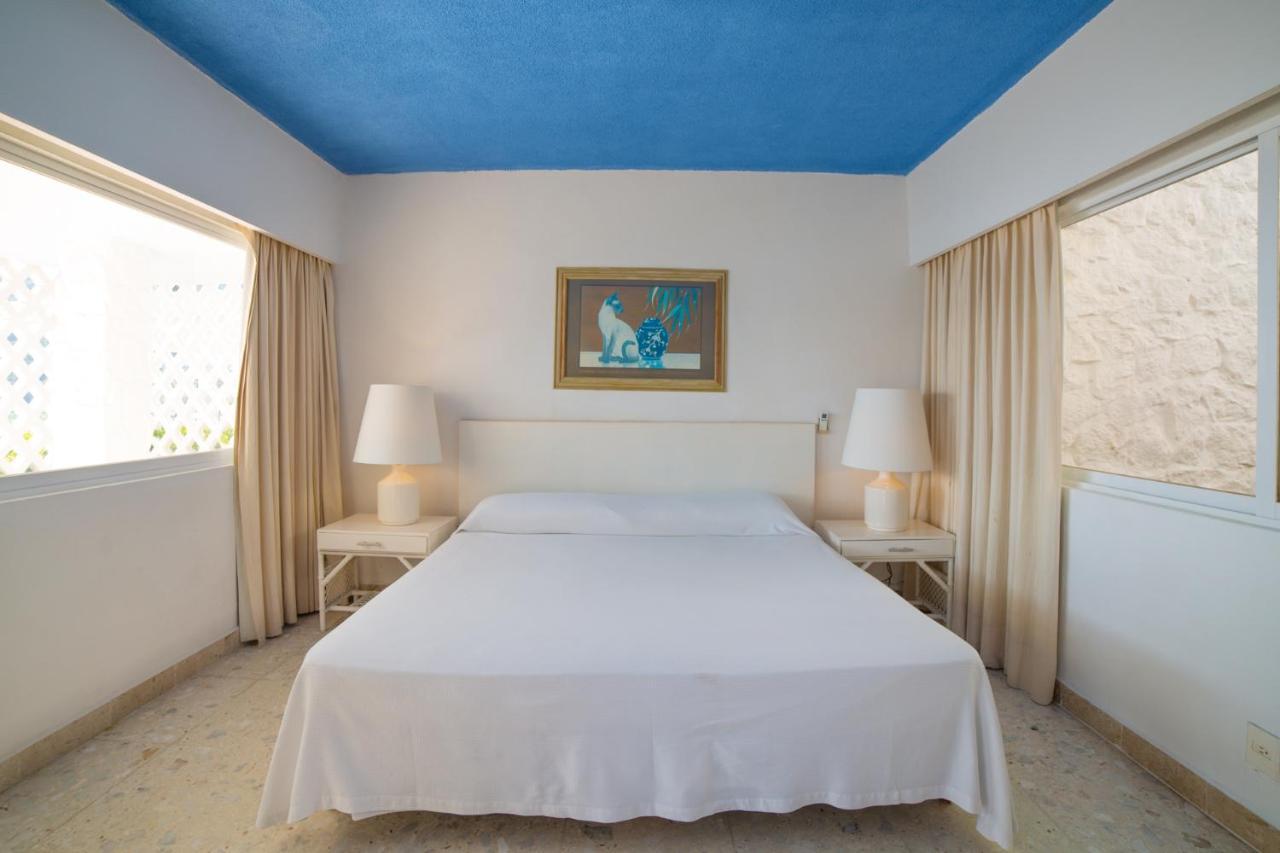 Villa Casa Pichilingue: Beachfront Paradise In Acapulco's Diamond Zone