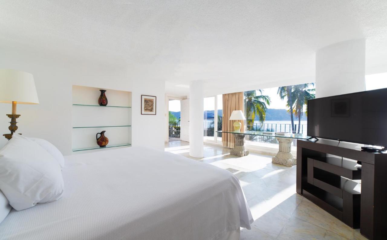 Casa Pichilingue: Beachfront Paradise In Acapulco's Diamond Zone