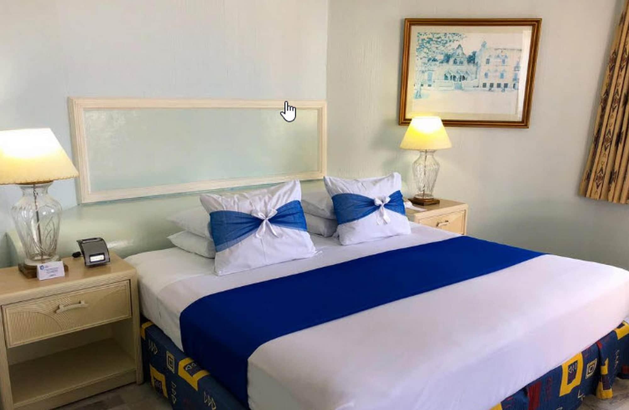 Malibu Hotel 4*