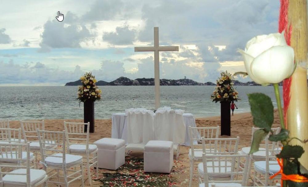Malibu Hotel Acapulco