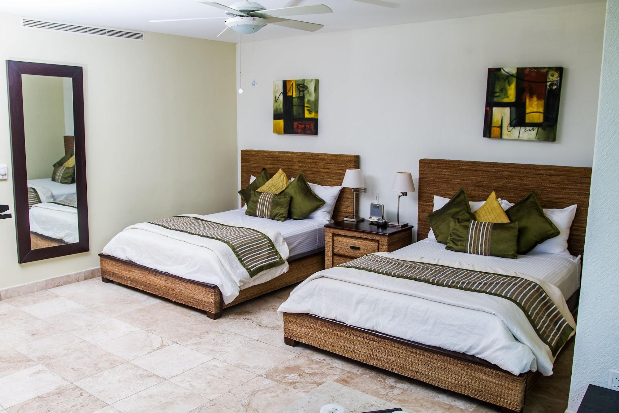 B Pichilingue & Club Aparthotel 5*